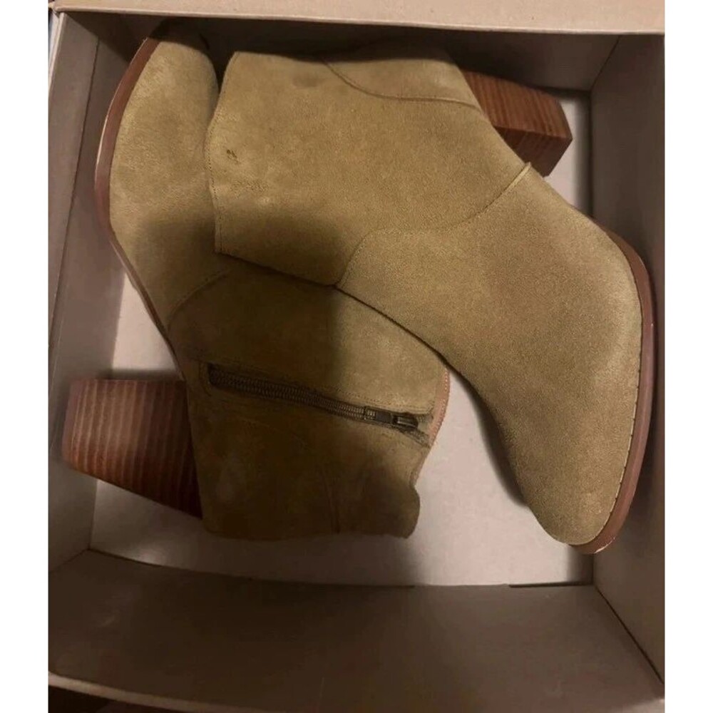 Urban Outfitters Heeled Westie Welt Zip Up Boot 10 New